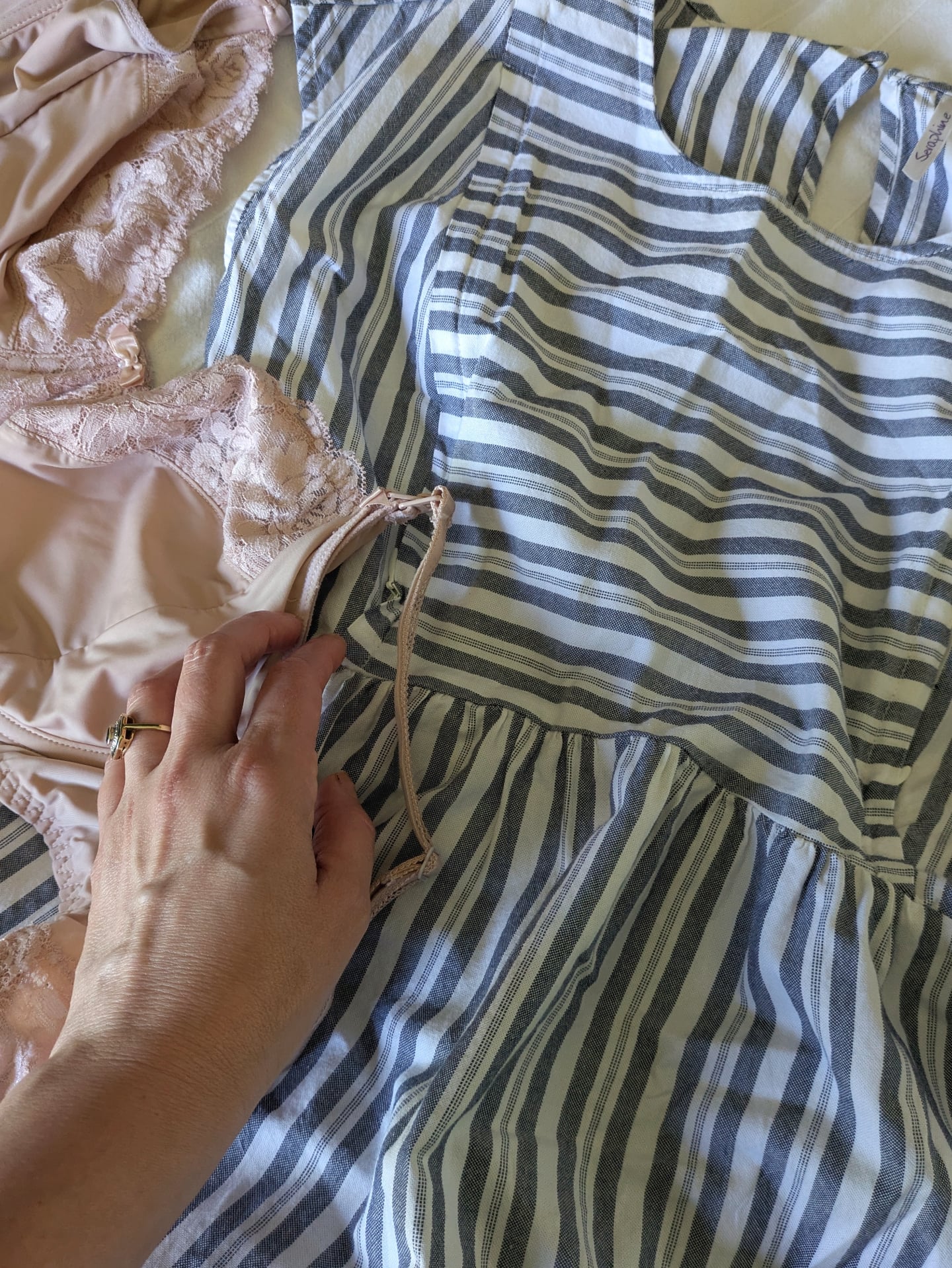 Some days during pregnancy, getting dressed feels easy. Some days nothing feels right.

Dressing for the body you have now and finding pieces that are comfortable, practical and still feel like you matters more than people realise.

Jo xo