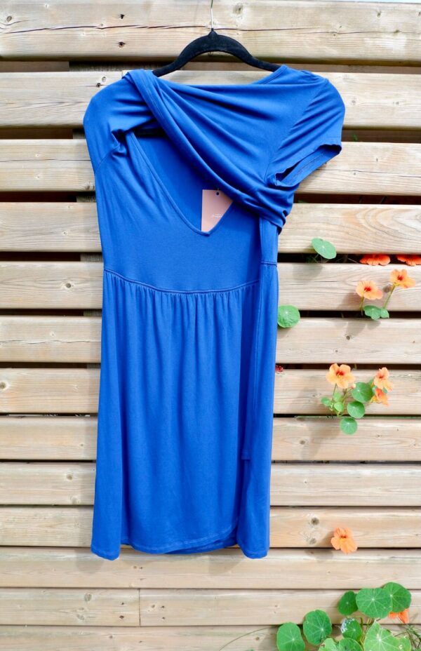 GAP Nursing Friendly Dress - Image 2
