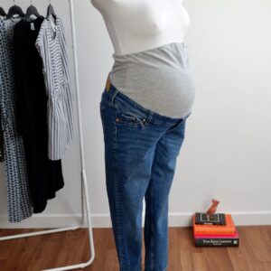 H&M  Over the Bump Slim Ankle Jeans
