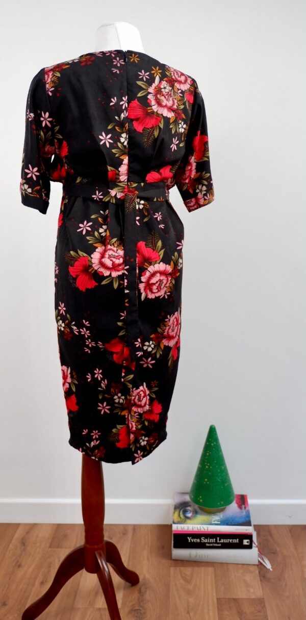 Jojo Maman Bébé floral maternity and breastfeeding dress - Image 3