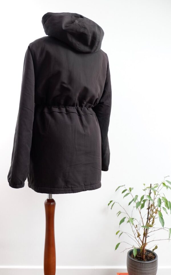 Mamalicious Black Maternity Short Padded Coat - Image 3
