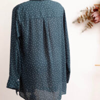 New Look Green and White Polka Dot Maternity Shirt - Image 2