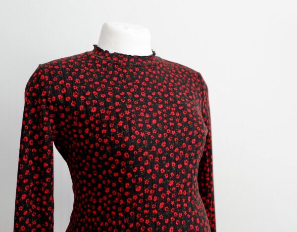 Topshop Maternity Black and Red Floral Ribbed Dress - Image 2